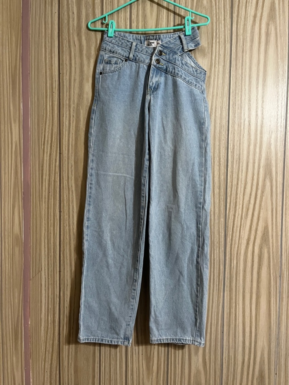 Tiger Mist Light Blue Double-Button Denim Pants